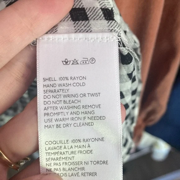 NWT Urban Outfitters Gingham Print Short Sleeve V Neck Button Down Romper - Picture 6 of 6